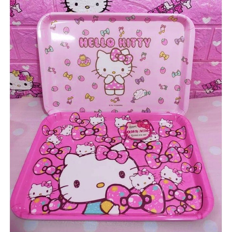 mâm hello kitty