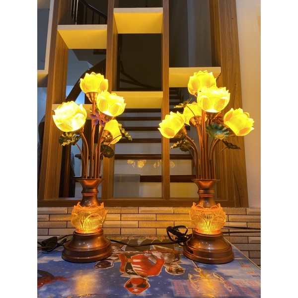 đèn hoa sen bàn thờ