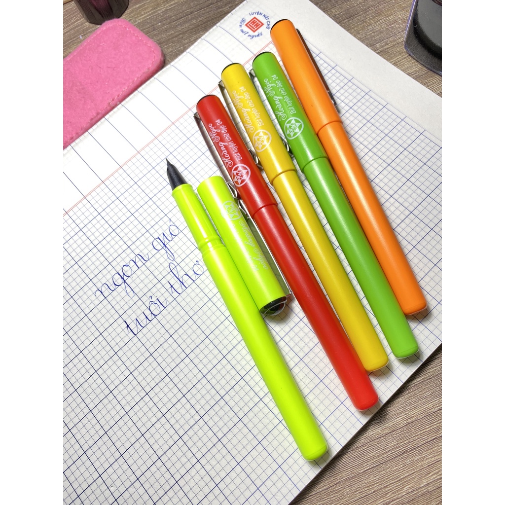 Bút Hoàng Ngọc M04