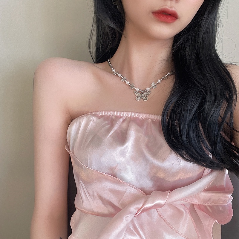 Vòng cổ Mặt Hình Bướm Đính Ngọc Trai Sang Trọng