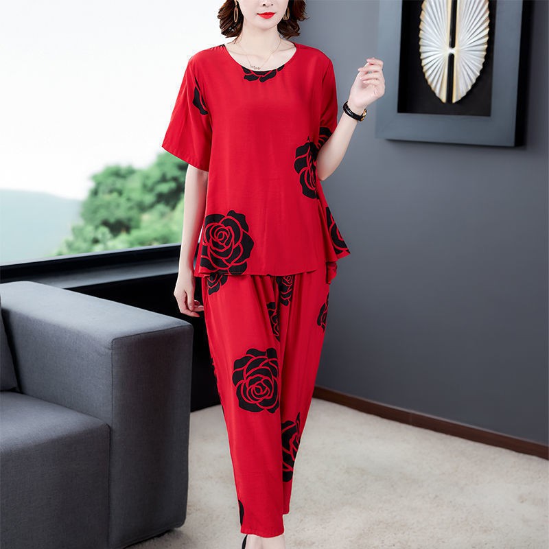 Váy mùa hè cho bà mẹ trung niên mới đơn / bộ đồ dành cho phụ nữ mùa xuân và mùa hè năm 2021 cộng với kích thước mới thời