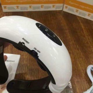 Đai matxa cổ 3D