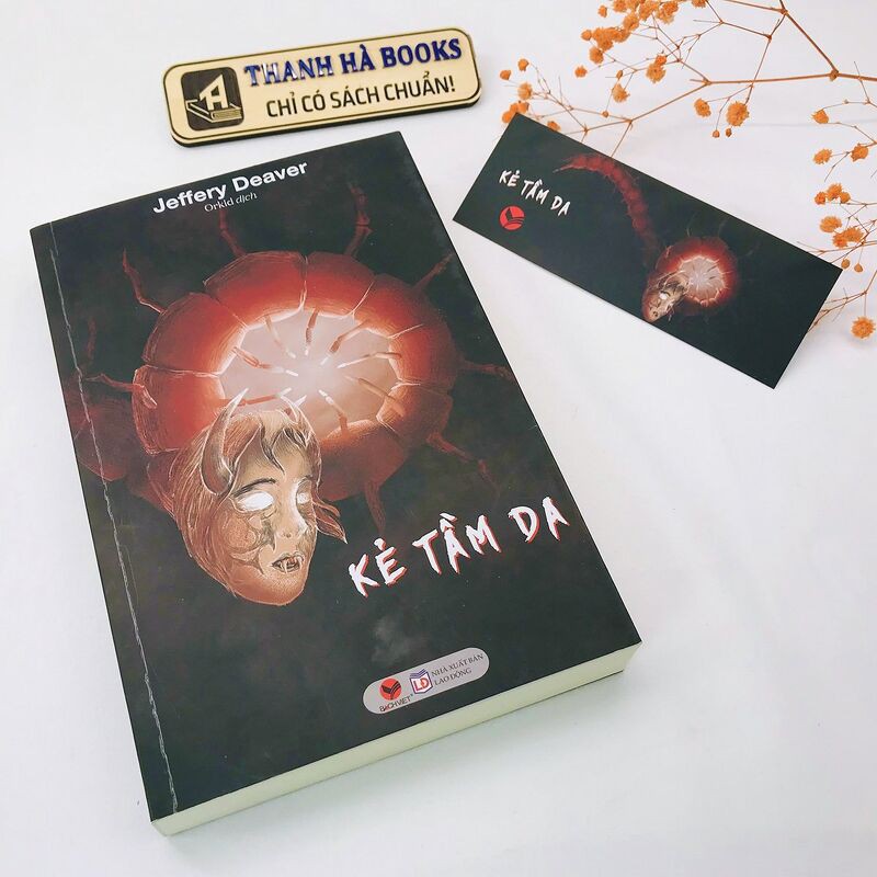 Sách - Kẻ Tầm Da (Kèm Bookmark)