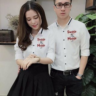 Áo sơ mi đôi in hoạ tiết chữ