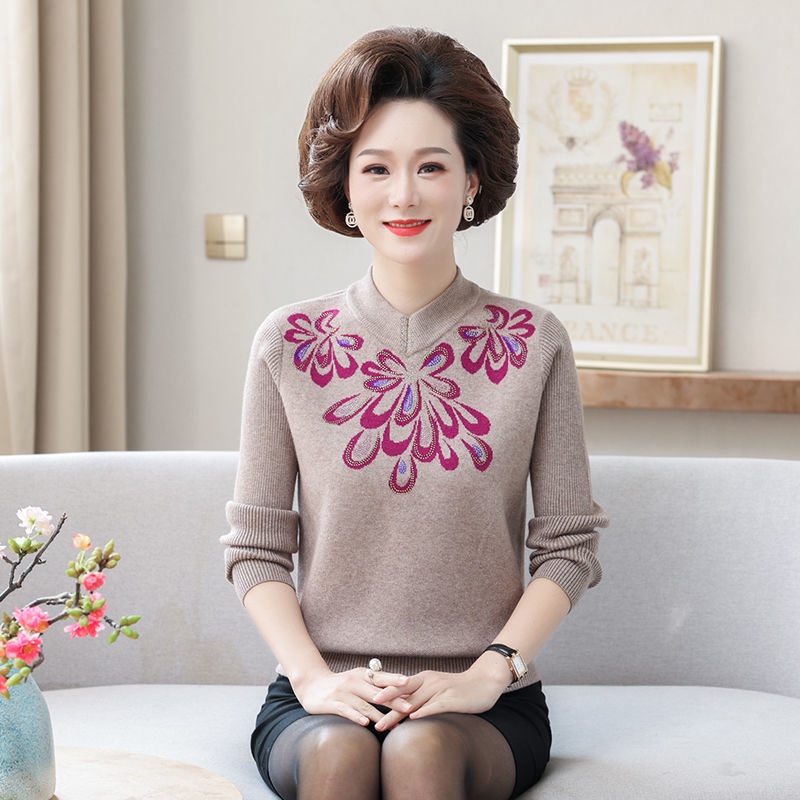 Áo len phụ nữ trung niên và cao tuổi bà mẹ mùa đông
