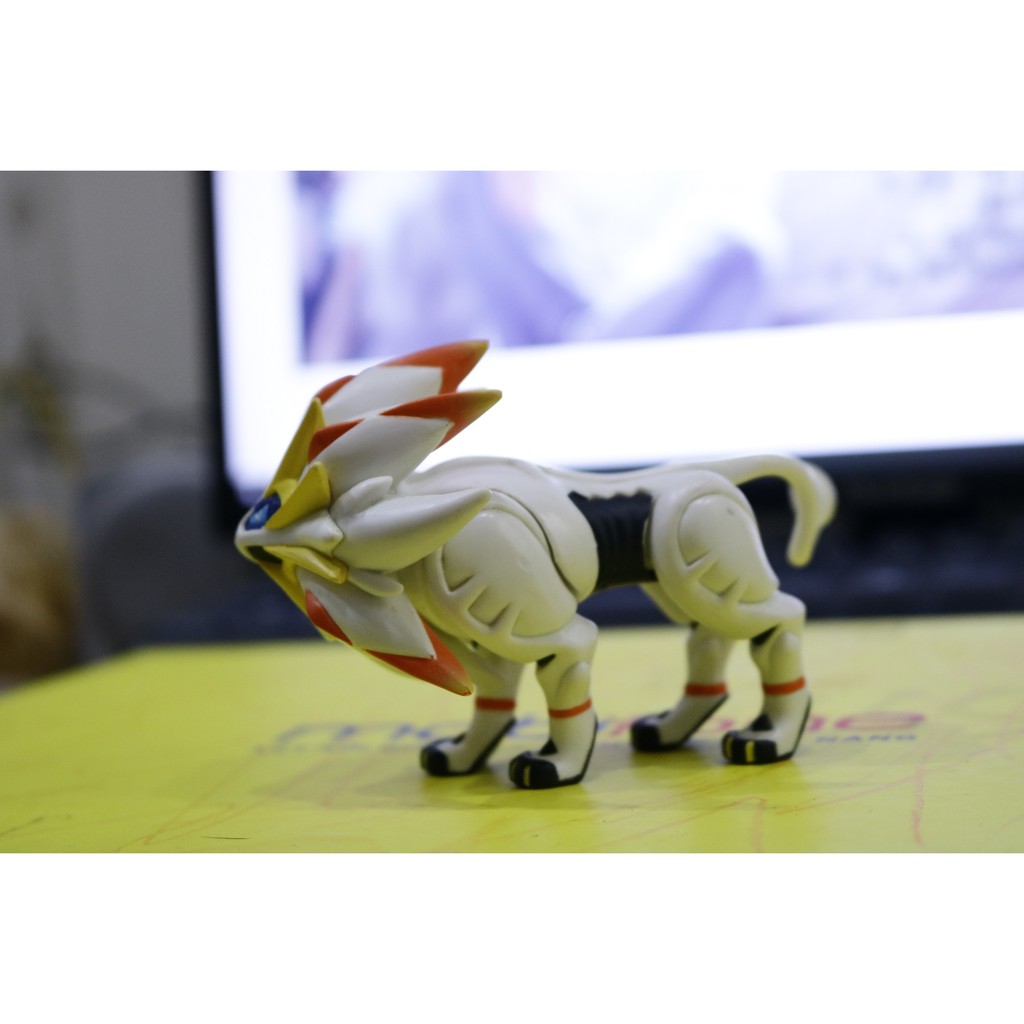 Mô hình pokemon Sun And Moon Solgaleo Takara Tomy