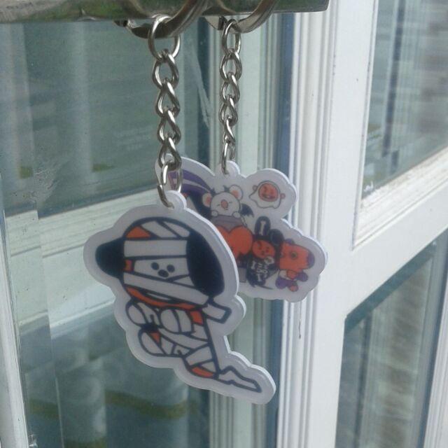 Móc khóa halloween idol BTS BT21