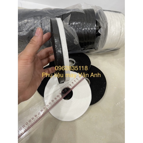 Keo mếch chống bai dãn vải ,đường may  như:vòng cổ,nách,.... bản  1cm.1cuộn