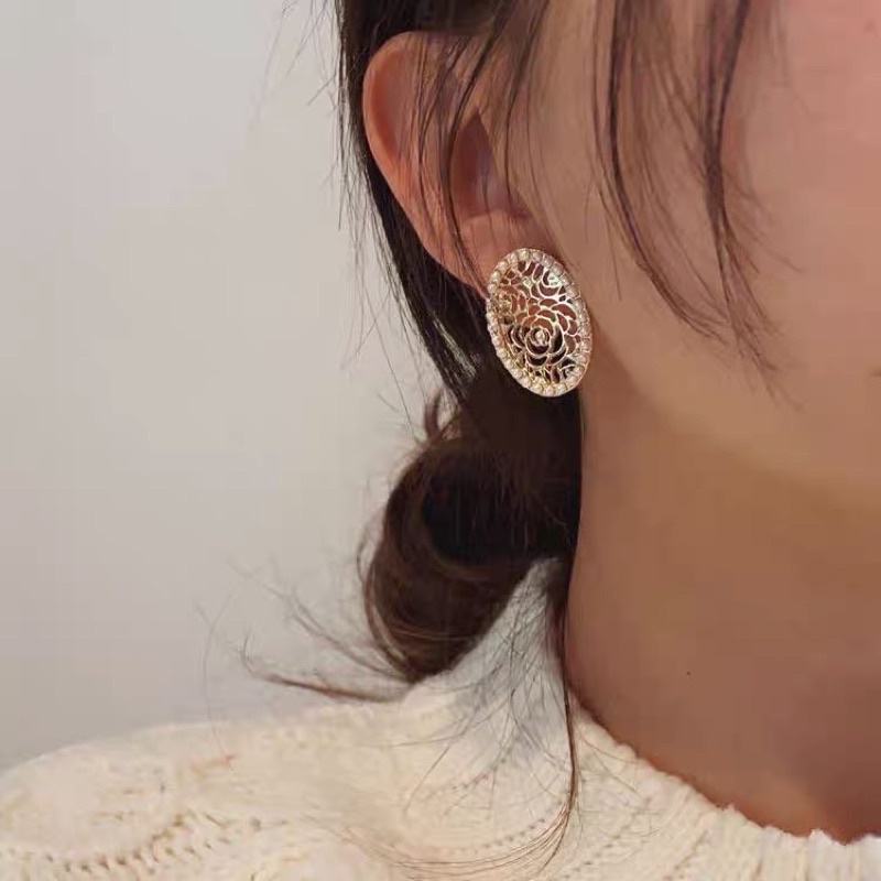 Hoa tai đính hạt nữ tính phong cách cổ điển - Maben