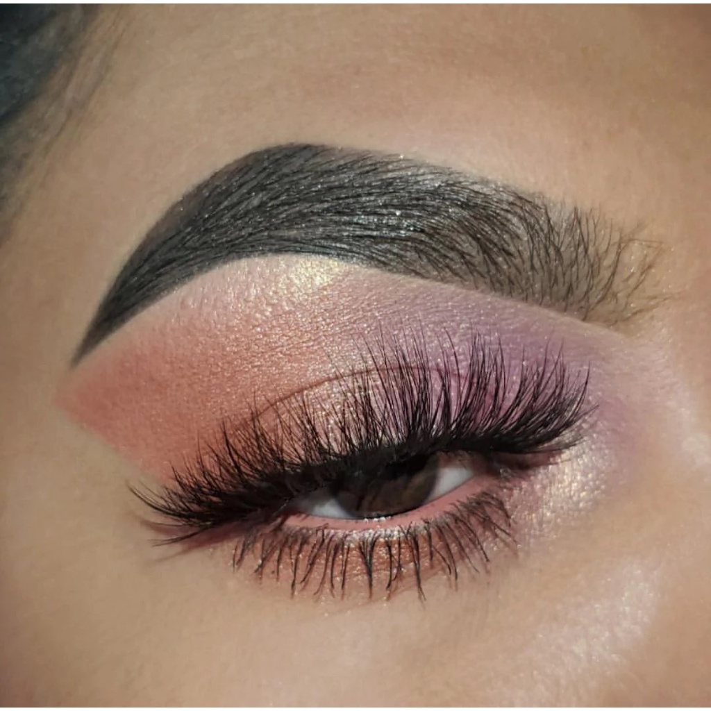 Kab Bảng phấn màu mắt 52$ Day and Night boxycharm