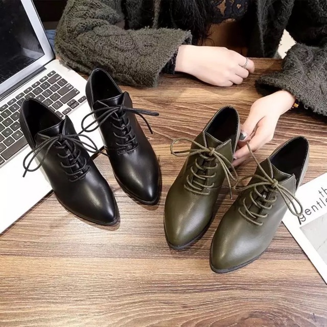 [Hàng ỏrder ] oxford nữ khoét cổ cá tính