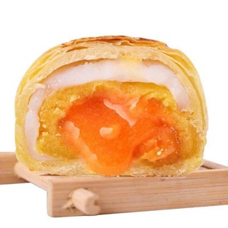 Combo 4 bánh trung thu trứng muối