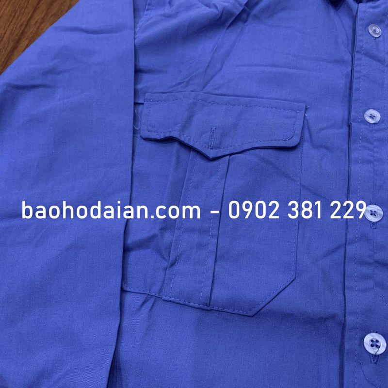 Áo bảo vệ vải Kate Mỹ tay dài màu xanh nước biển logo tay