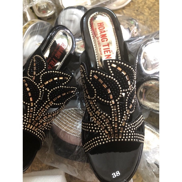 Guốc trung niên gót7p rất nhẹ