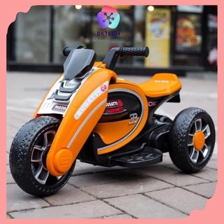 XE MÁY ĐIỆN CHO BÉ CÓ ĐÈN VÀ NHẠC