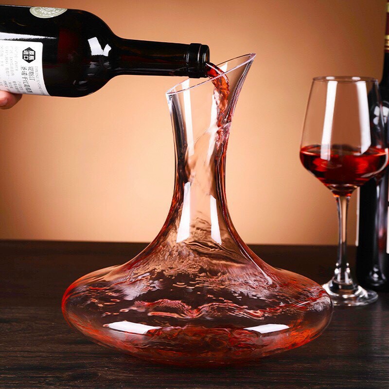 Giá xưởng Nhiều mẫu bình thở thủy tinh rượu vang Decanter chiết miệng vát thổi thủ công dày dặn kiểu dáng đa dạng