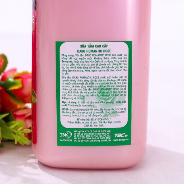 Sữa Tắm Trắng Da Hàn Quốc Tinh Chất Từ Hoa Hồng Dabo Romantic Rose (750ml)