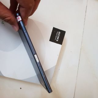 Điện thoại Sony Xperia XZ1 ram4G rom 64G mới 99%, chơi PUBG/Free Fire/LIÊN QUÂN ngon