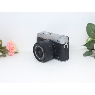 MÁY ẢNH FUJIFILM XE2 kèm lens 16-50 mới 95%( màu bạc )