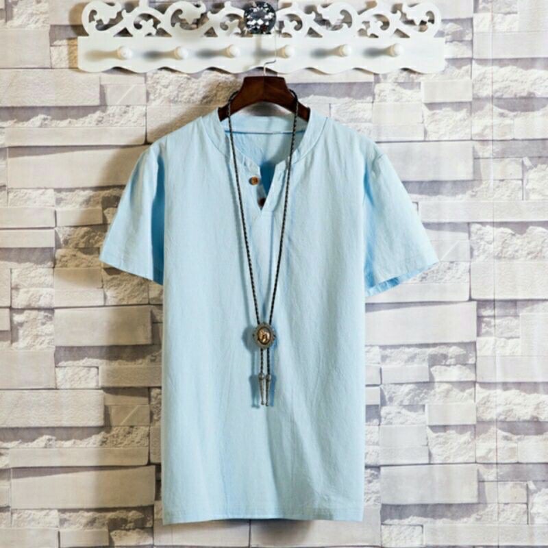 Áo chất liệu đũi cổ V mềm mát cho nam