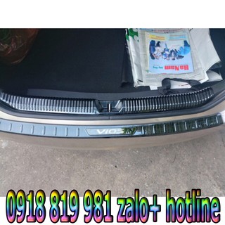 Ốp chống trầy cốp toyota vios 2019-2020 titan,inox,carbon