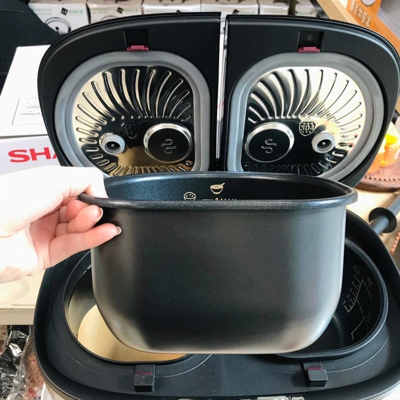 Nồi cơm 2 ngăn đa năng Sharp 1.8 lít Tiện Dụng
