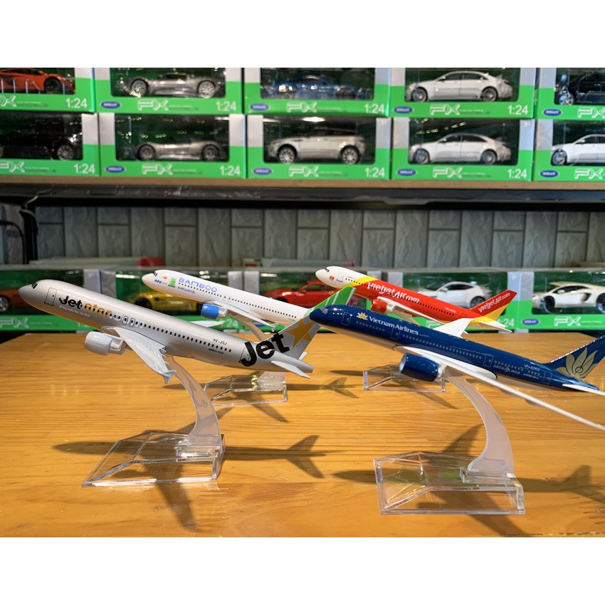 Mô hình máy bay trưng bày Airbus A330 Jetstar Pacific 16cm hãng Aircraft Model