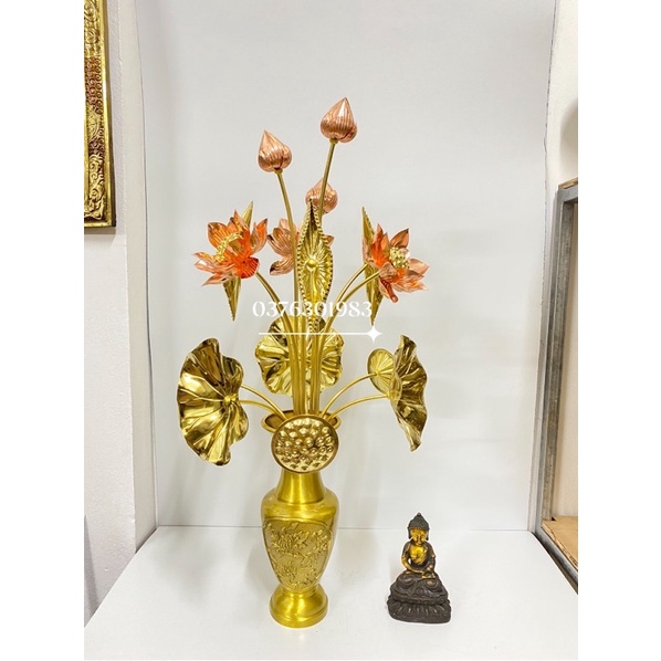 Com bo hoa sen 15 bông và lọ bông cúc cao 30cm