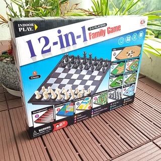 Mua 1 được 12: Bộ cờ 12 in 1 (Cờ vua, cờ vây, cờ đam, cờ reversi, cờ backgammon, cờ lật cờ caro, cờ rắn và thang ...)