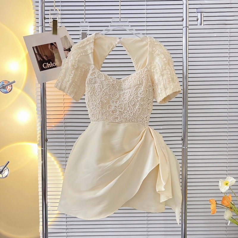 Váy tacta phối ren