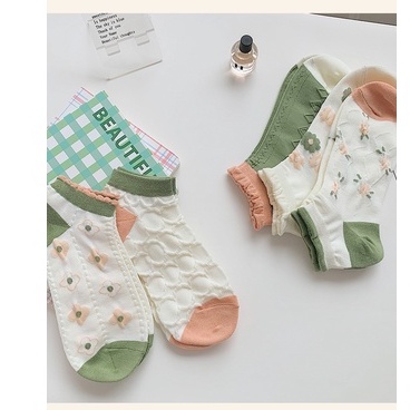 Vớ tất cổ ngắn xoăn bông hoa dập nổi xanh hồng pastel