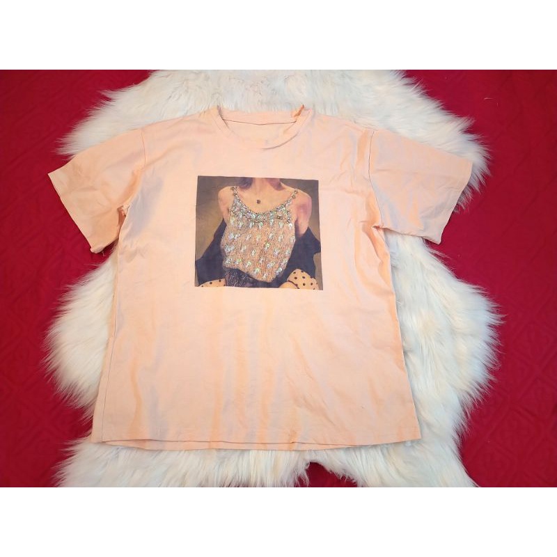 Áo phông si hiệu