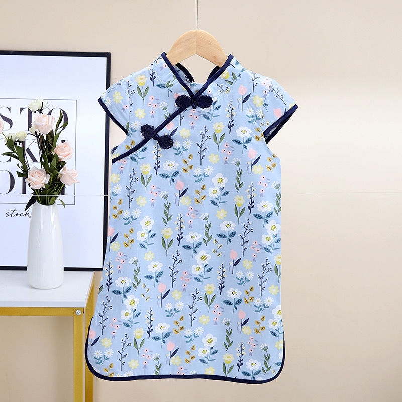 Đầm sườn xám in hoa phong cách Trung Hoa thời trang mùa hè 2021 cho bé gái