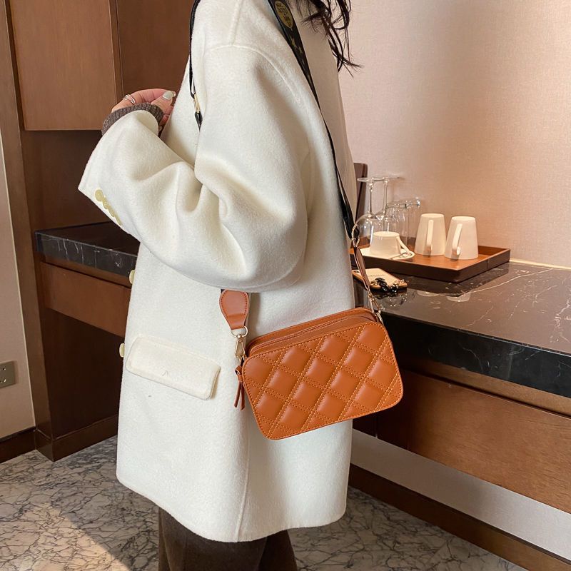 Túi Xách Thiết Kế Mới Cao Cấp Thời Trang 2022 Dành Cho Nữ