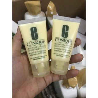 Dưỡng Ẩm Clinique Dramatically Different Moisturizing 30ml