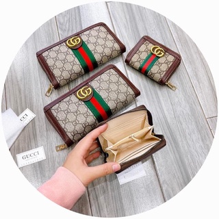 ví cầm tay GC