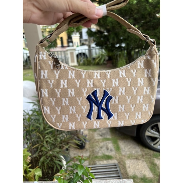 Túi MLB mẫu mới 2022 chính hãng