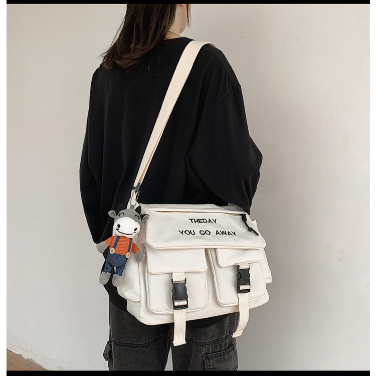 Túi Đeo Chéo Vải Bố Thiết Kế Mới Thời Trang Theo Phong Cách Nhật Hàn