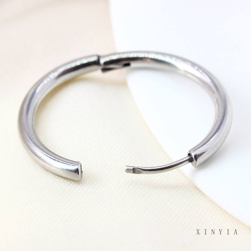 Bông tai dáng tròn thiết kế đơn giản hợp thời trang phong cách Hàn Quốc cho nữ (1 pcs)