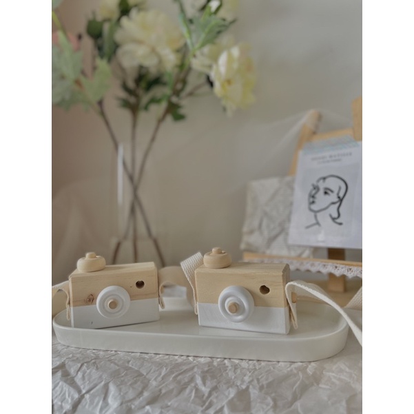 Máy ảnh gỗ mini em bé
