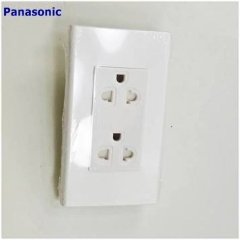 [ PANA ] Ổ Cắm Điện Đôi 3 Chấu , Ổ điện âm tường có màn che Wide Panasonic WEV1582SW