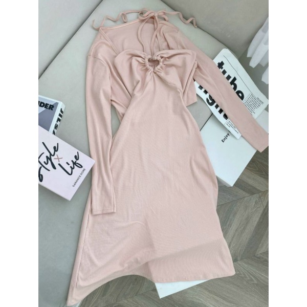 SET ĐẦM HỒNG KHOEN NGỰC KÈM KHOÁC CROP