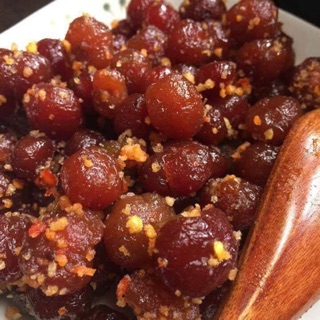 Mứt chùm ruột xốc muối ớt 1 kg
