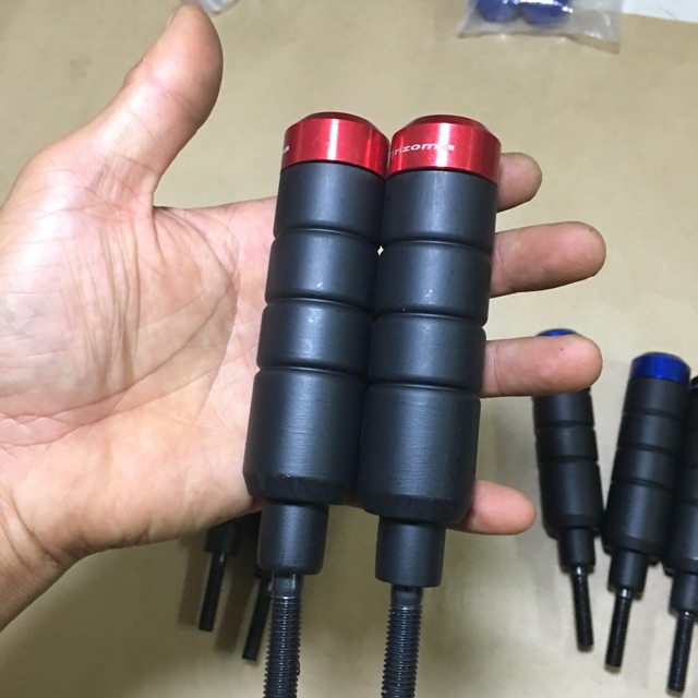 Chống đổ nhựa đặc mẫu 2