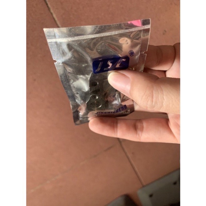 cùi gắn móc lá cờ máy may bao newlong
