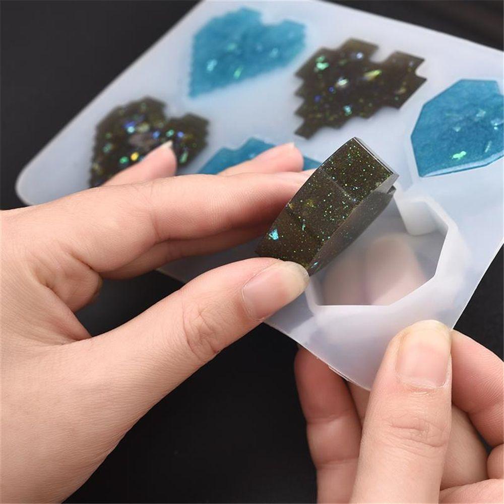 Khuôn Silicone Tạo Hình Làm Mặt Dây Chuyền Hình Trái Tim