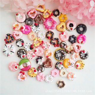 Charm donut nhiều mẫu