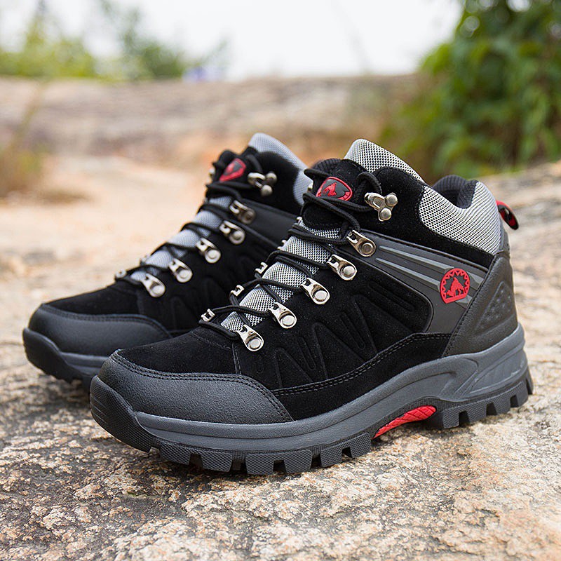 Large 38 ~ 47 waterproof mountain climbing shoes for men