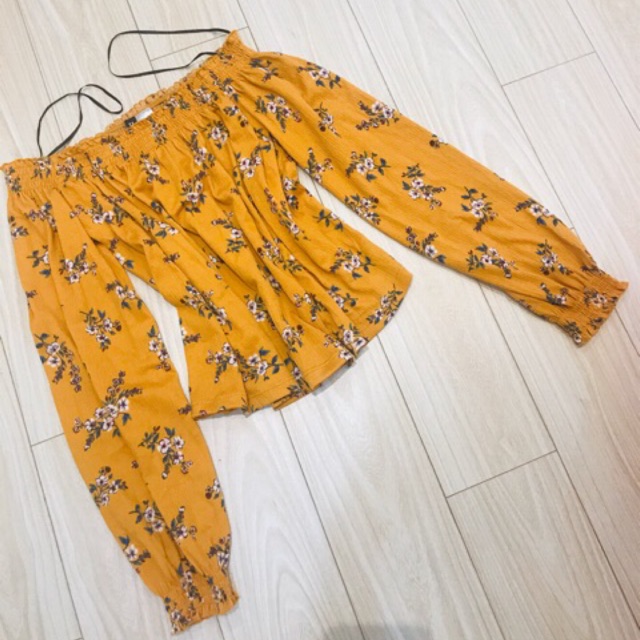 Thanh lý áo Mango Auth