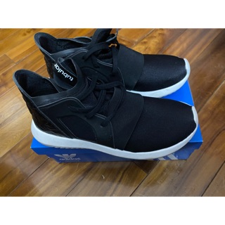 Adi.das tubular mua order bên Anh form nhỏ size 36.5